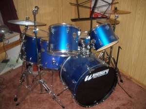 acoustic drum kit drum set