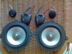 2-Way vs 3-Way Speakers (3 Important Differences)